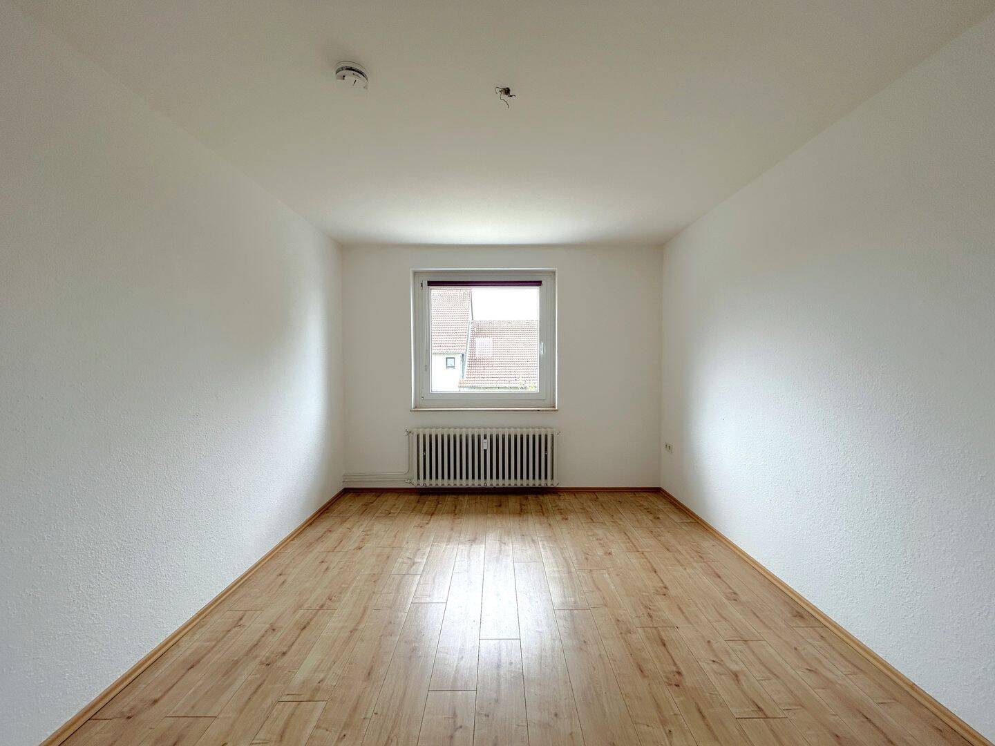 Ruhig wohnen | Renovierte 3-Zimmer-Balkonwohnung im dörflichen Dedensen – 30926 Seelze – Vorschaubild 8