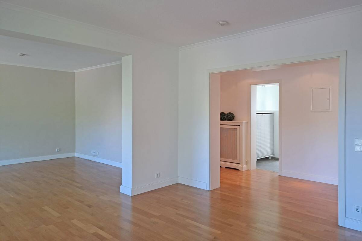 Willkommen zu Hause! 3½-R.-ETW mit Balkon, Garage & Gartenanteil nah am Kettwiger Städtchen – 45219 Essen – Vorschaubild 10