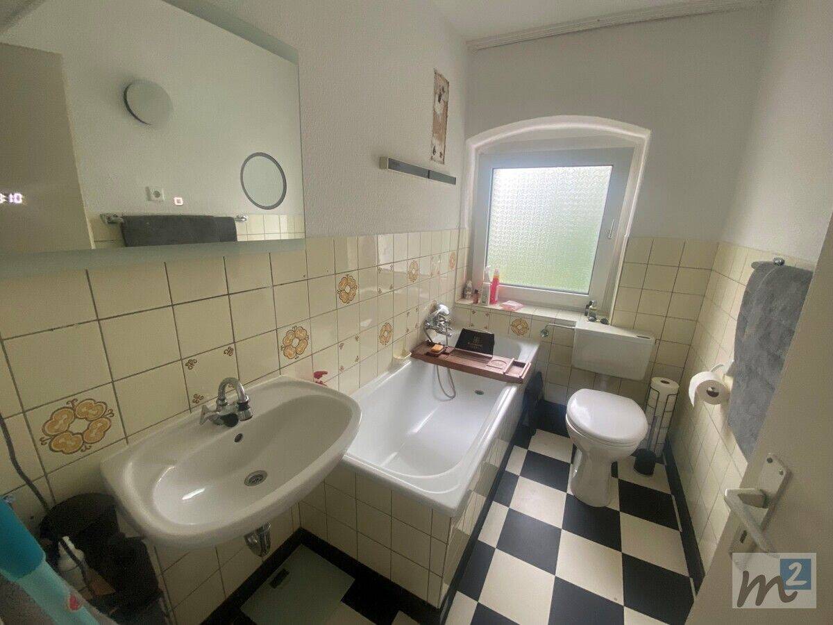 Schöne lichtdurchflutete Wohnung mit separatem Mansardenzimmer! – 42897 Remscheid – Vorschaubild 9