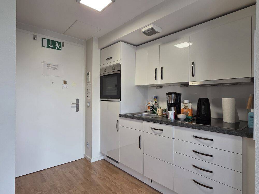 2-Zimmer-Wohnung in Berlin: Aufzug und Blick zum WISTA – 12489 Berlin – Vorschaubild 10