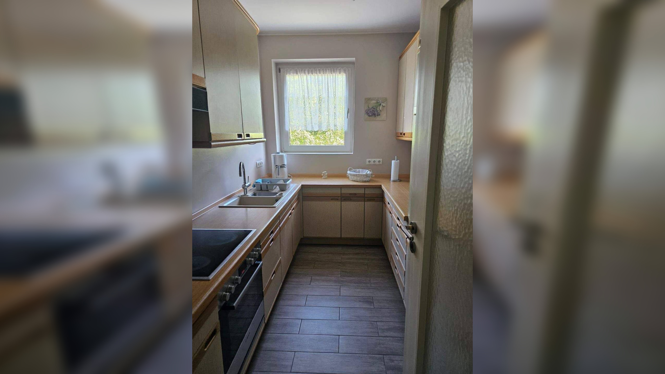 Gepflegte 2 Zimmerwohnung mit Sonnenbalkon und Tageslichtbad – 0172-3261193 – 13581 Berlin – Vorschaubild 11