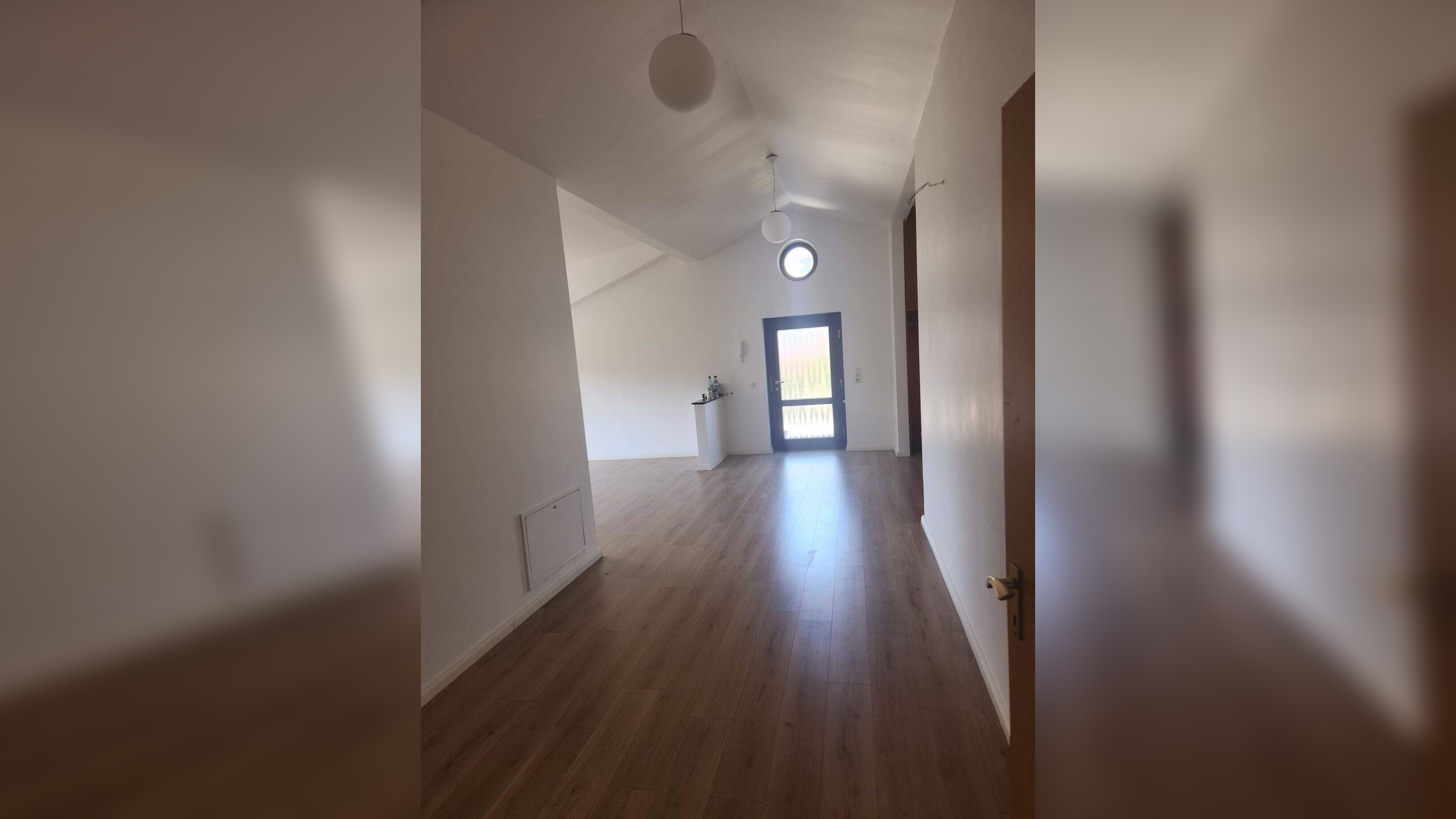 VON PRIVAT: Im Grünen gelegene großzügige lichtdurchflutete Terrassenwohnung mit weitem Ausblick – 64291 Darmstadt – Vorschaubild 11