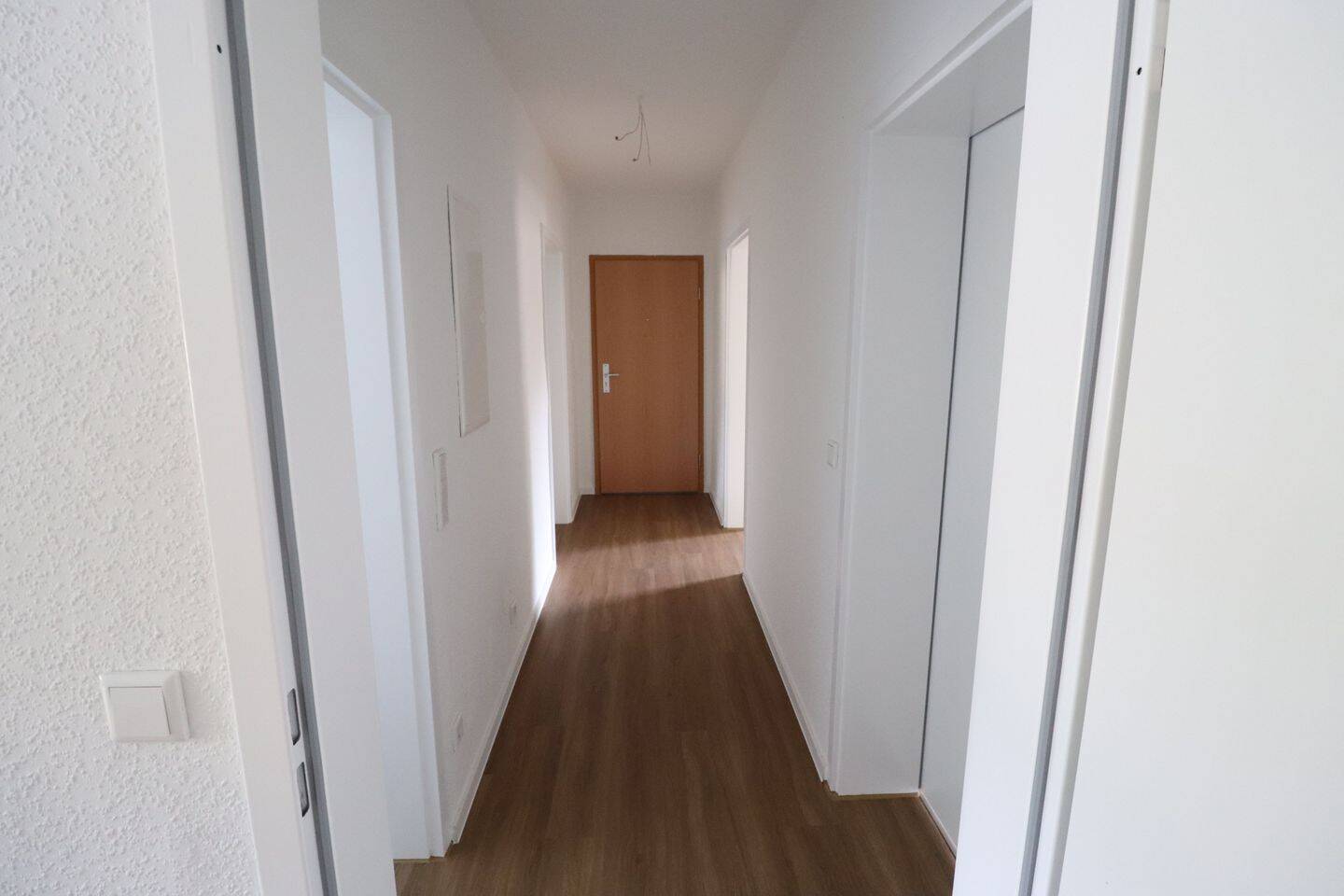 Ab 01.10. Ersteinzug nach Sanierung, 3,5-Zimmer Wohnung mit Balkon, Fernwärme in Parklage – 46117 Oberhausen – Vorschaubild 10