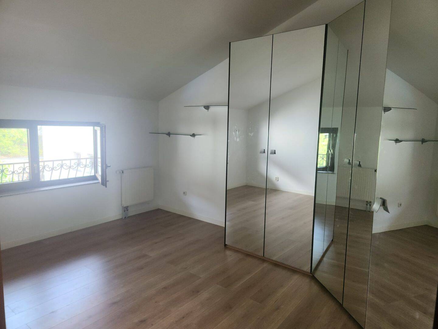 VON PRIVAT: Im Grünen gelegene großzügige lichtdurchflutete Terrassenwohnung mit weitem Ausblick – 64291 Darmstadt – Vorschaubild 12