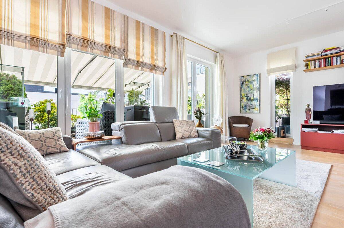 Exklusives Penthouse über zwei Ebenen in ruhiger Innenhoflage! – 22299 Hamburg – Vorschaubild 3