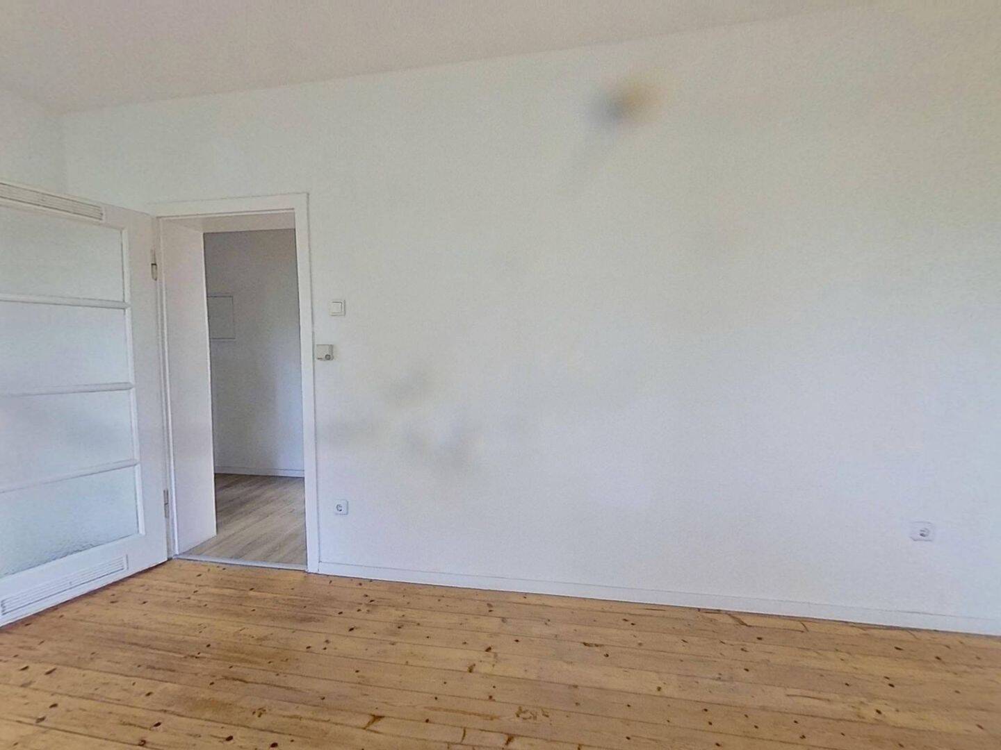 Schöne 3-Zimmer-Wohnung mit modernem Tageslichtbad – 33607 Bielefeld – Vorschaubild 3