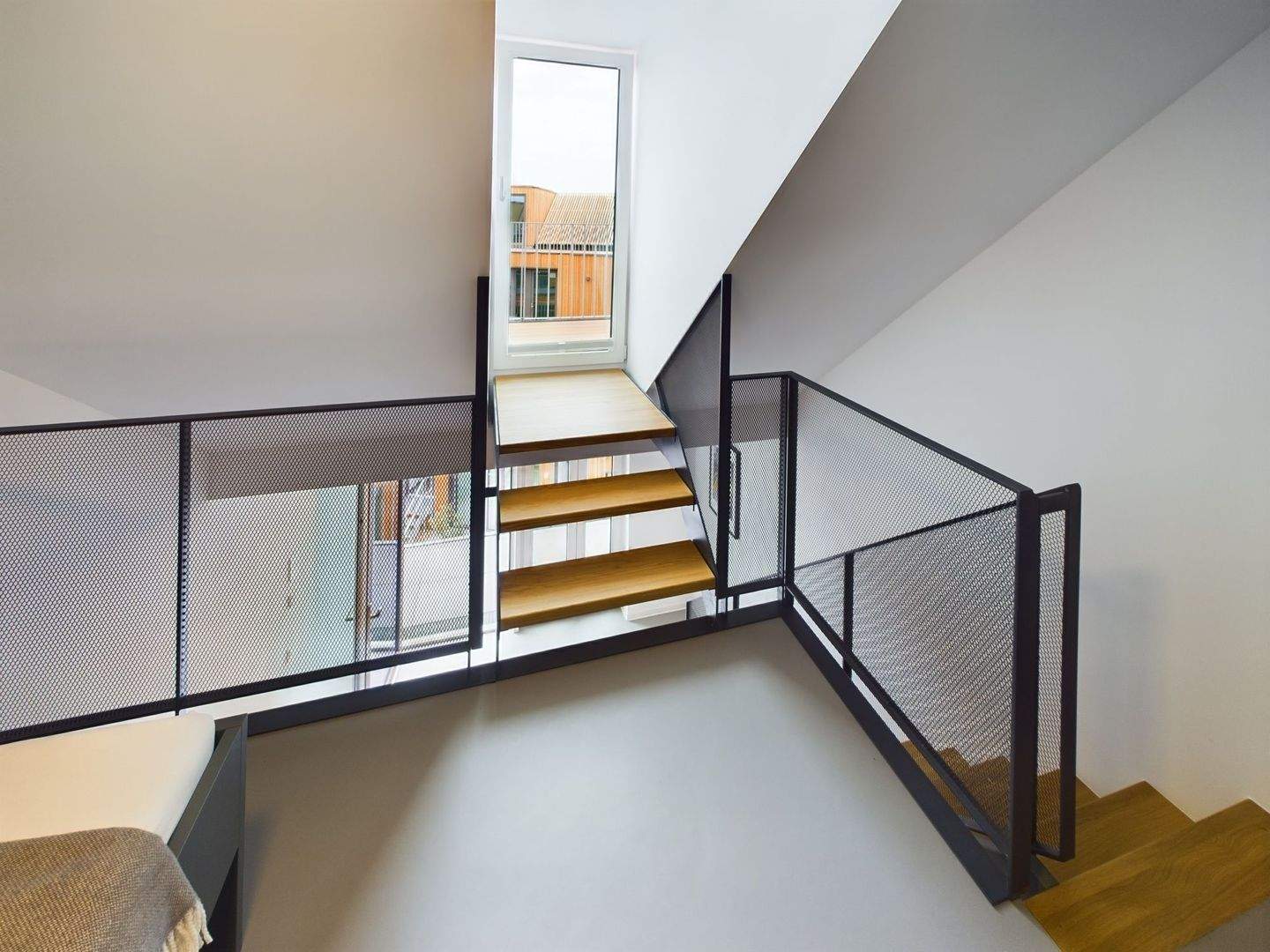 All-inclusive | Möblierte 1.5-Zimmer Maisonette mit Balkon | Maisonette Prime – 26122 Oldenburg (Oldb) – Vorschaubild 2