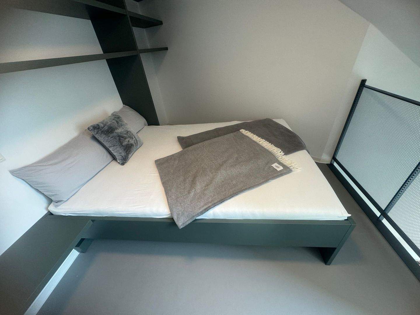 All-inclusive | Möblierte 1.5-Zimmer Maisonette mit Balkon | Maisonette Prime – 26122 Oldenburg (Oldb) – Vorschaubild 5