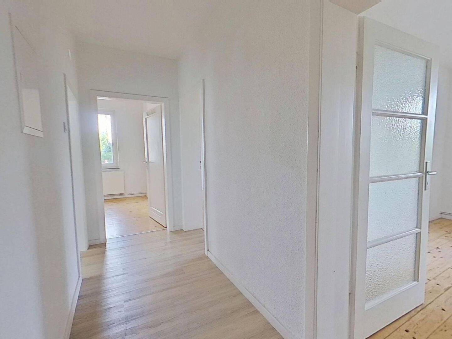 Schöne 3-Zimmer-Wohnung mit modernem Tageslichtbad – 33607 Bielefeld – Vorschaubild 10