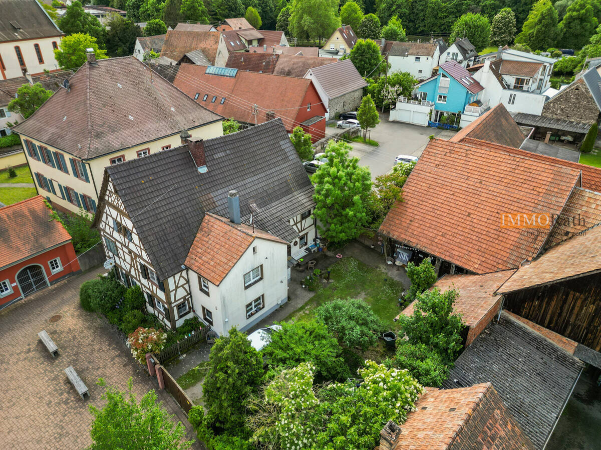 IMMORath.de – 5-Zimmer Doppelhaushälfte mit Innenhof, 79361 Sasbach am Kaiserstuhl