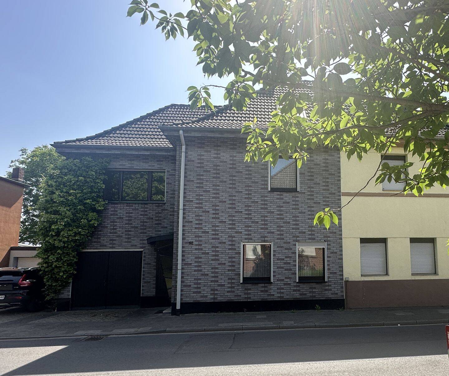 Ein-/Zweifamilienhaus in 52353 Düren-Mariaweiler, 52353 Düren