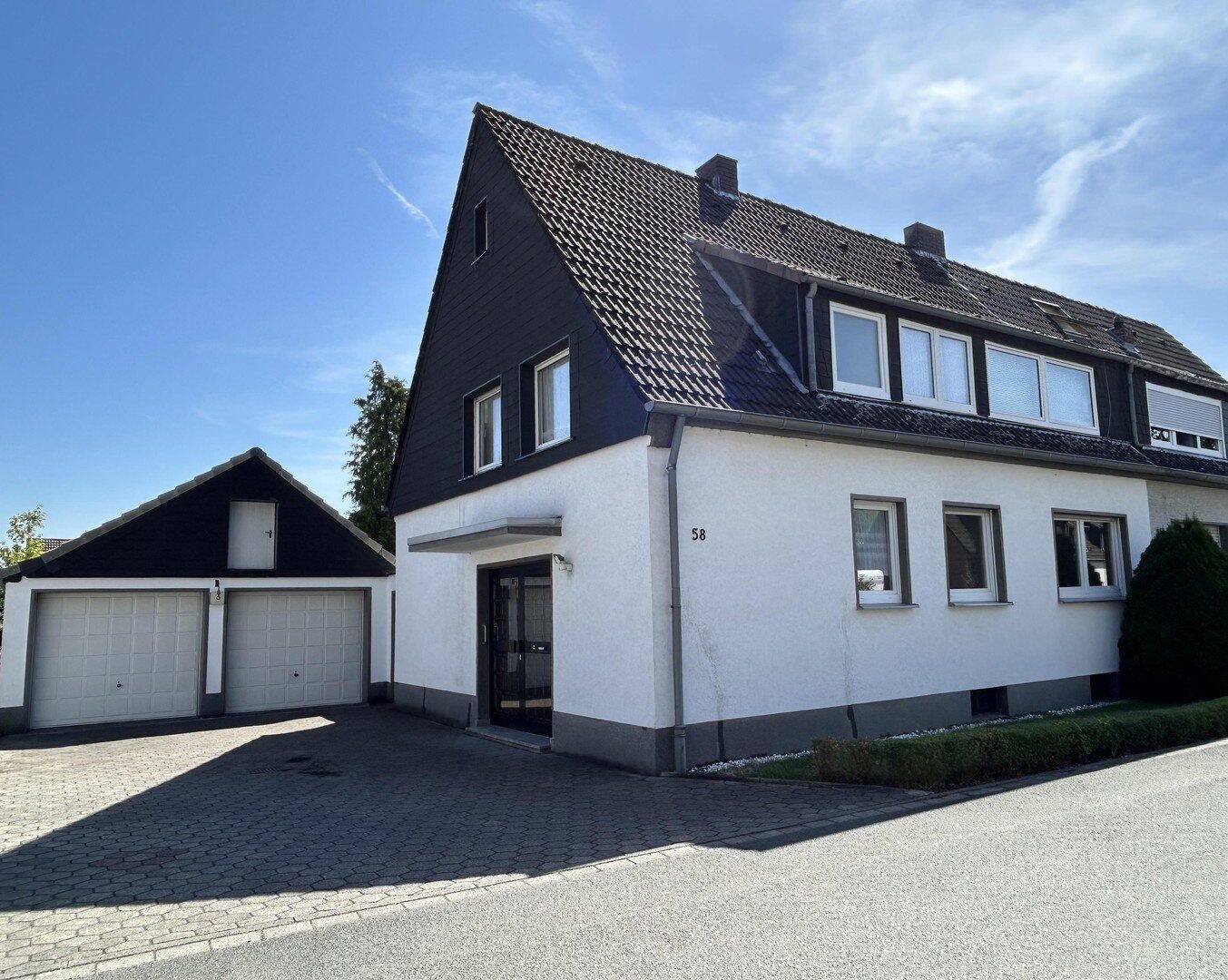 Attraktive Doppelhaushälfte in absolut ruhiger Lage in Bergkamen-Rünthe, 59192 Bergkamen