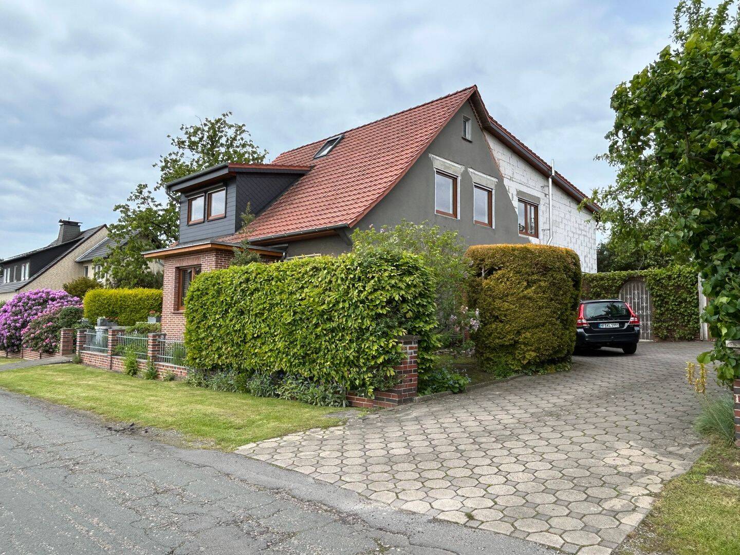 Außergewöhnliches Wohnglück in Löhne mit 2 großzüg. Wohnungen, 32584 Löhne