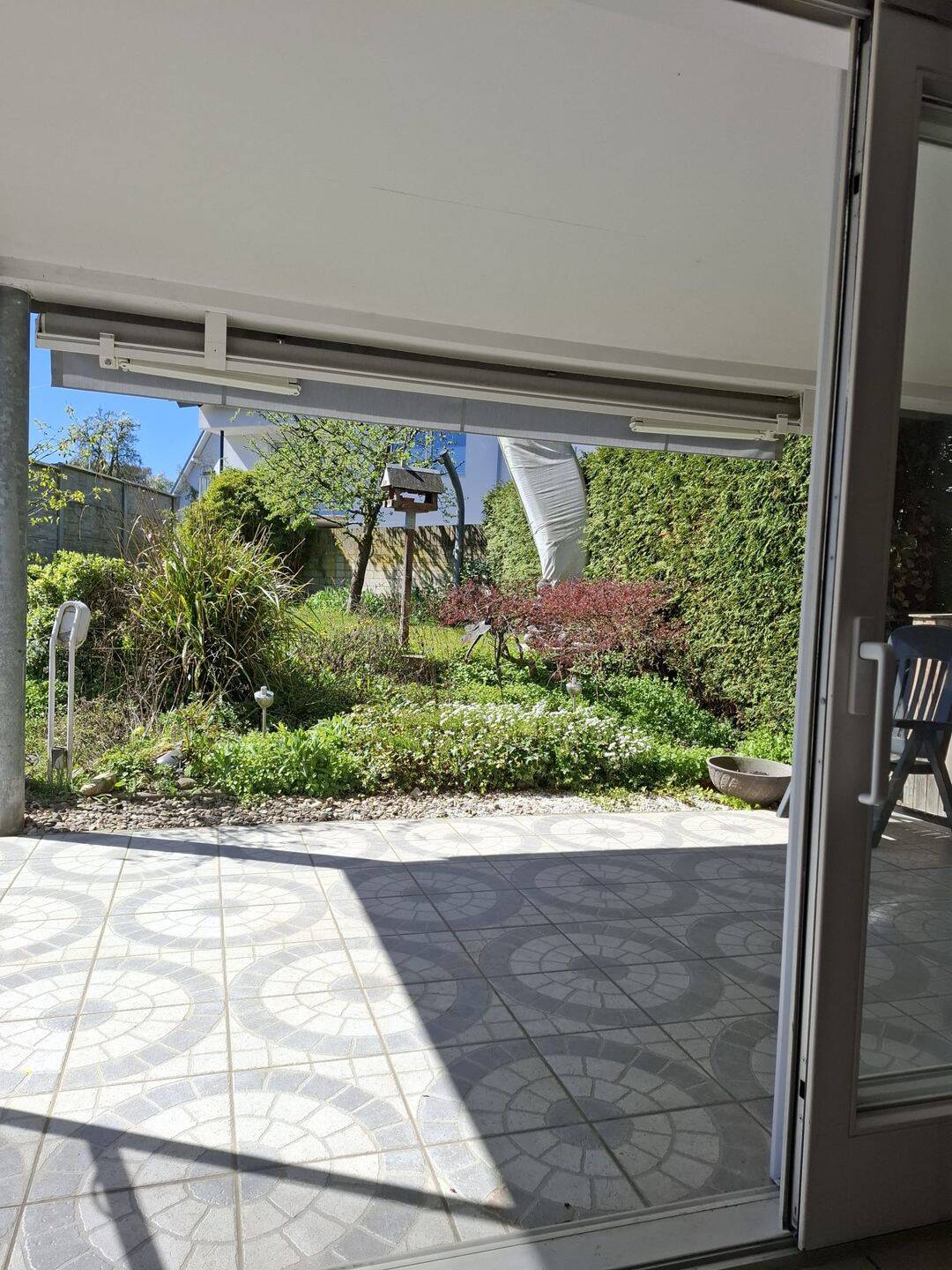++SONNIGE GARTENPERLE: 3 ZIMMER WOHNUNG – TERRASSE – GARTEN – STELLPLÄTZE ++, 53639 Königswinter