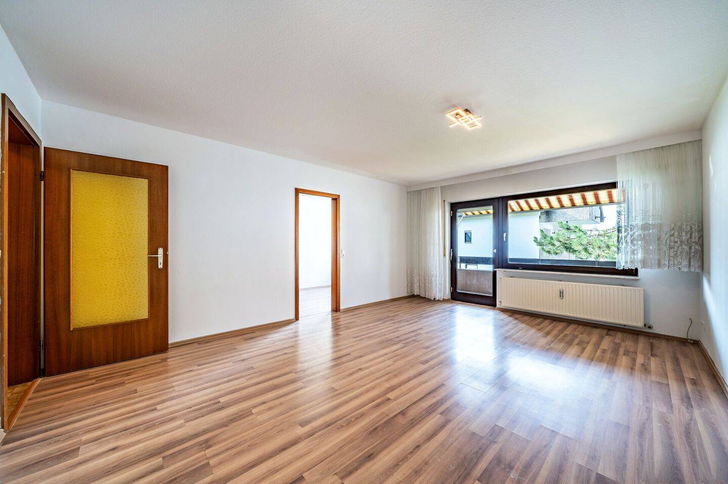 Gepflegte 2-Zimmer-Wohnung mit neuwertigem Bad ! – 74078 Heilbronn – Vorschaubild 3