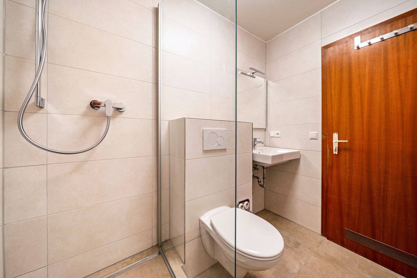 Gepflegte 2-Zimmer-Wohnung mit neuwertigem Bad ! – 74078 Heilbronn – Vorschaubild 5