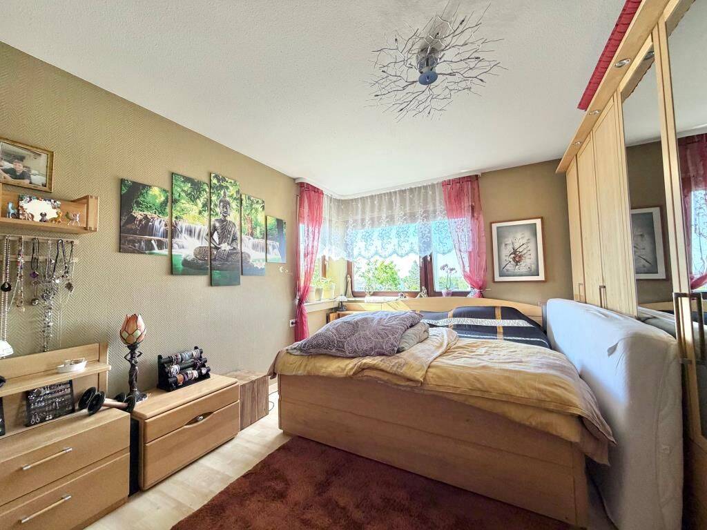 Zuschlagen nach Preissenkung! Einzigartige 4 Zimmer-Wohnung in Weilimdorf! – 70499 Stuttgart – Vorschaubild 6