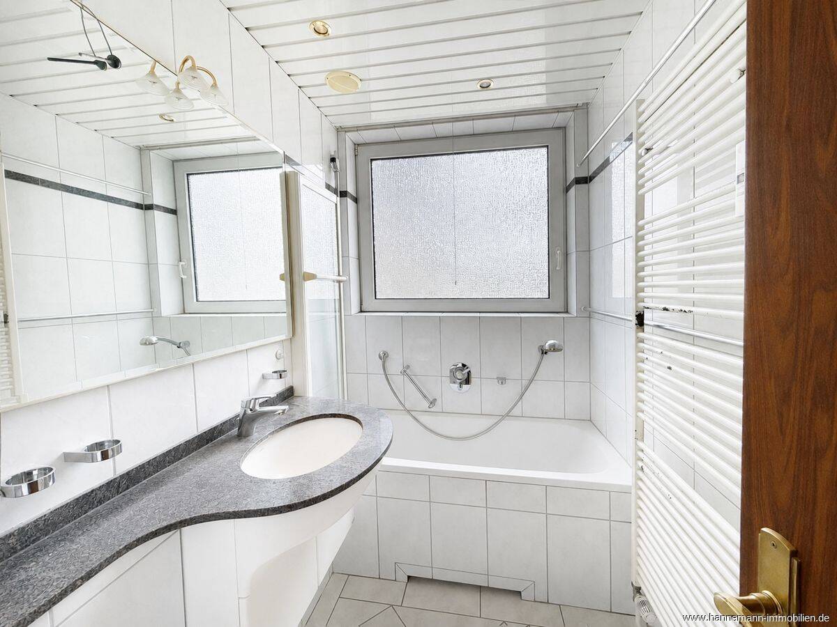 Renovierungsbedürftige 2-Zimmerwohnung in Langenhorn – 22415 Hamburg – Vorschaubild 4