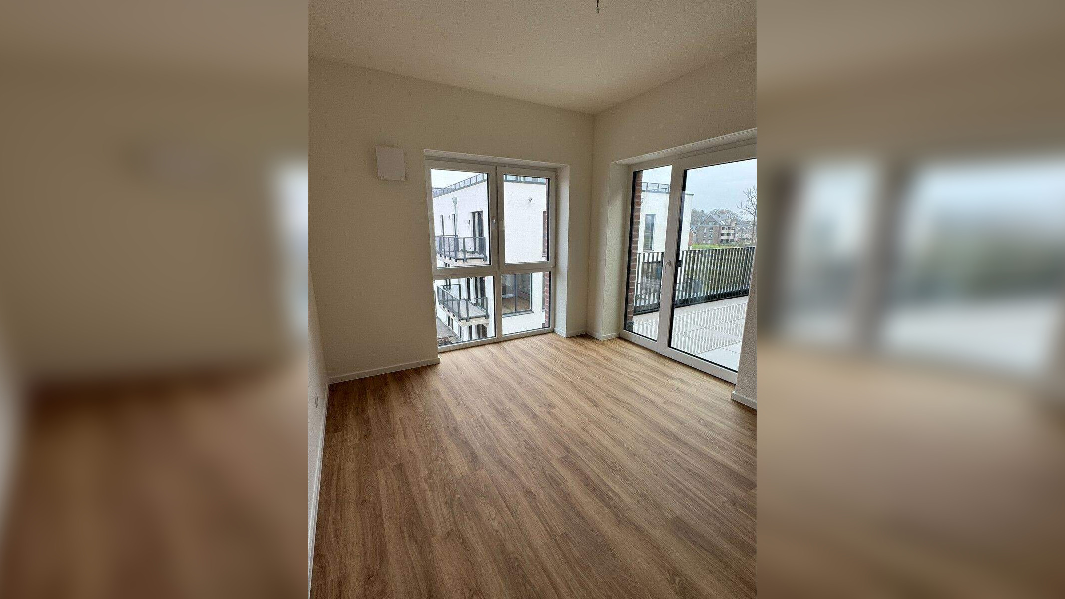 Sonne den ganzen Tag – 3-Zimmer Wohnung mit zwei Dachterrassen und Einbauküche am Oldenburger Fliegerhorst ! – 26127 Oldenburg (Oldb) – Vorschaubild 6