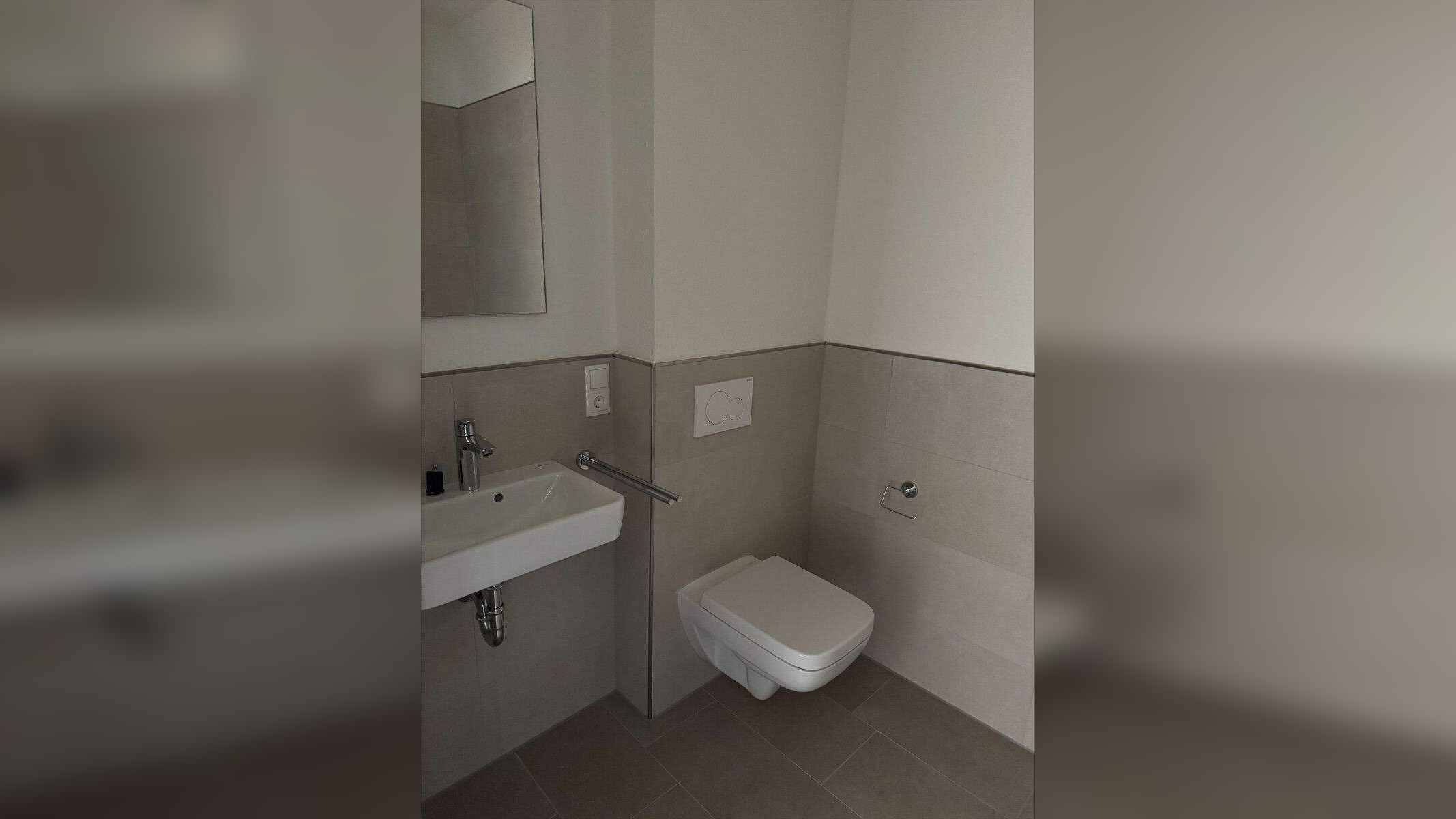 Sonne den ganzen Tag – 3-Zimmer Wohnung mit zwei Dachterrassen und Einbauküche am Oldenburger Fliegerhorst ! – 26127 Oldenburg (Oldb) – Vorschaubild 8