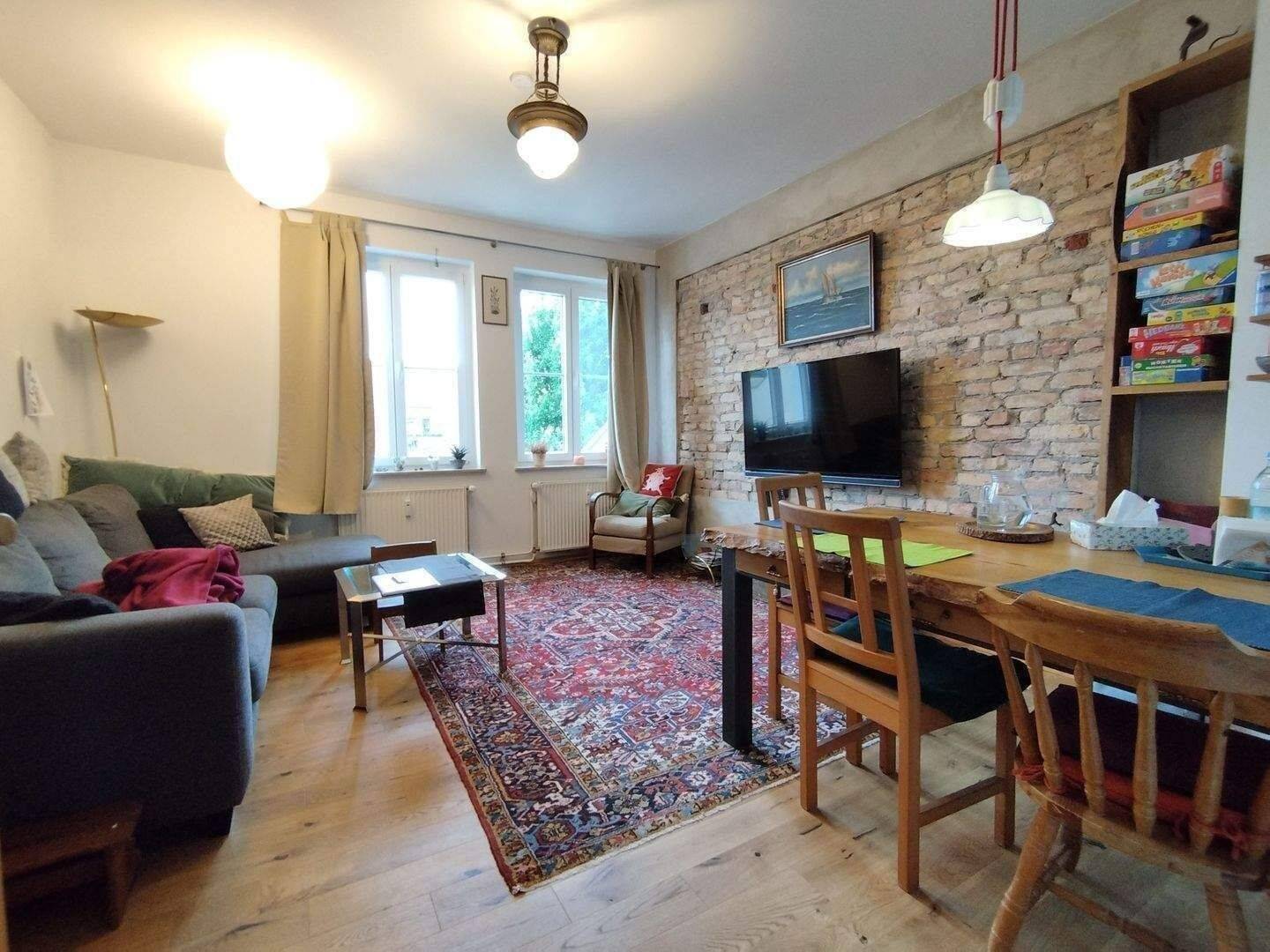 Jetzt sichern / Sofortbezug /Bezugsfreie 3-Zimmer-Wohnung mit Tageslichtbad in gefragter Lage nahe dem Boxhagener Platz – 10247 Berlin – Vorschaubild 3