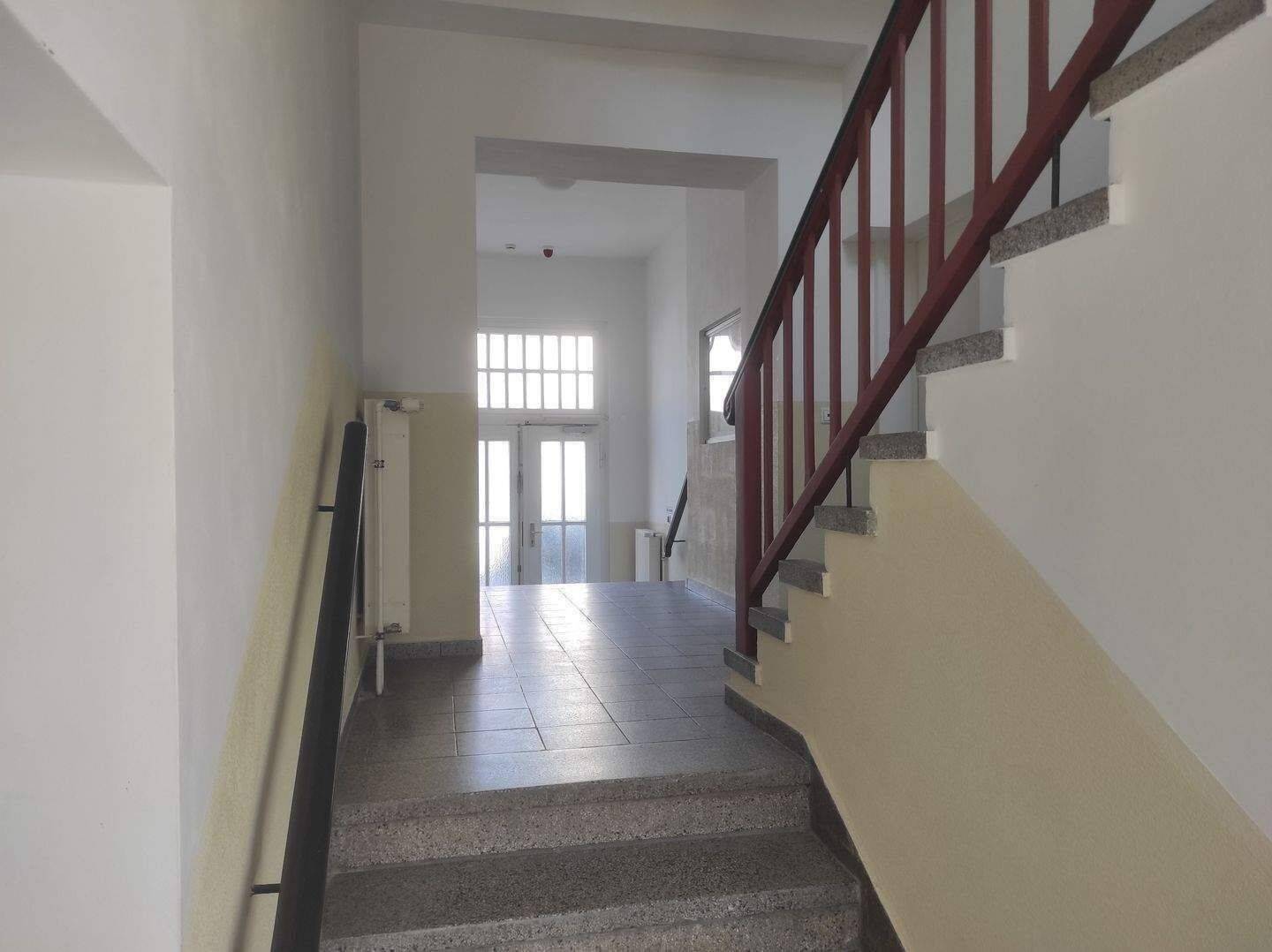 Jetzt sichern / Sofortbezug /Bezugsfreie 3-Zimmer-Wohnung mit Tageslichtbad in gefragter Lage nahe dem Boxhagener Platz – 10247 Berlin – Vorschaubild 9