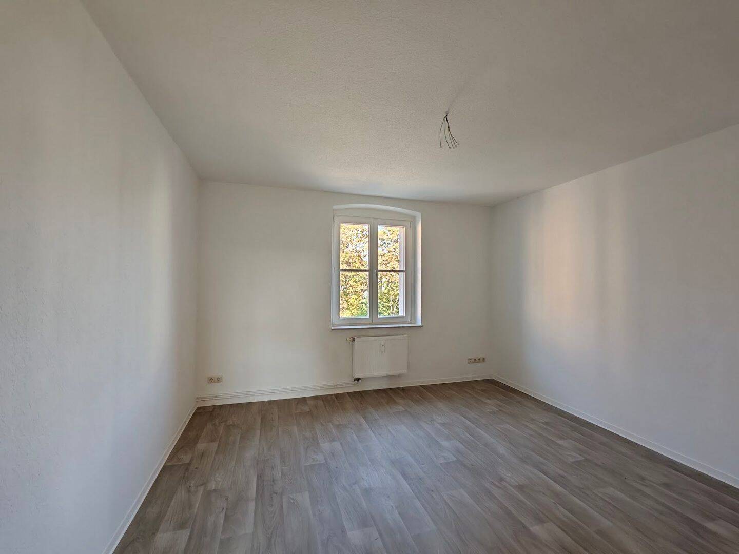DREI ZIMMER suchen NEUEN MIETER – 6667 Weißenfels – Vorschaubild 4