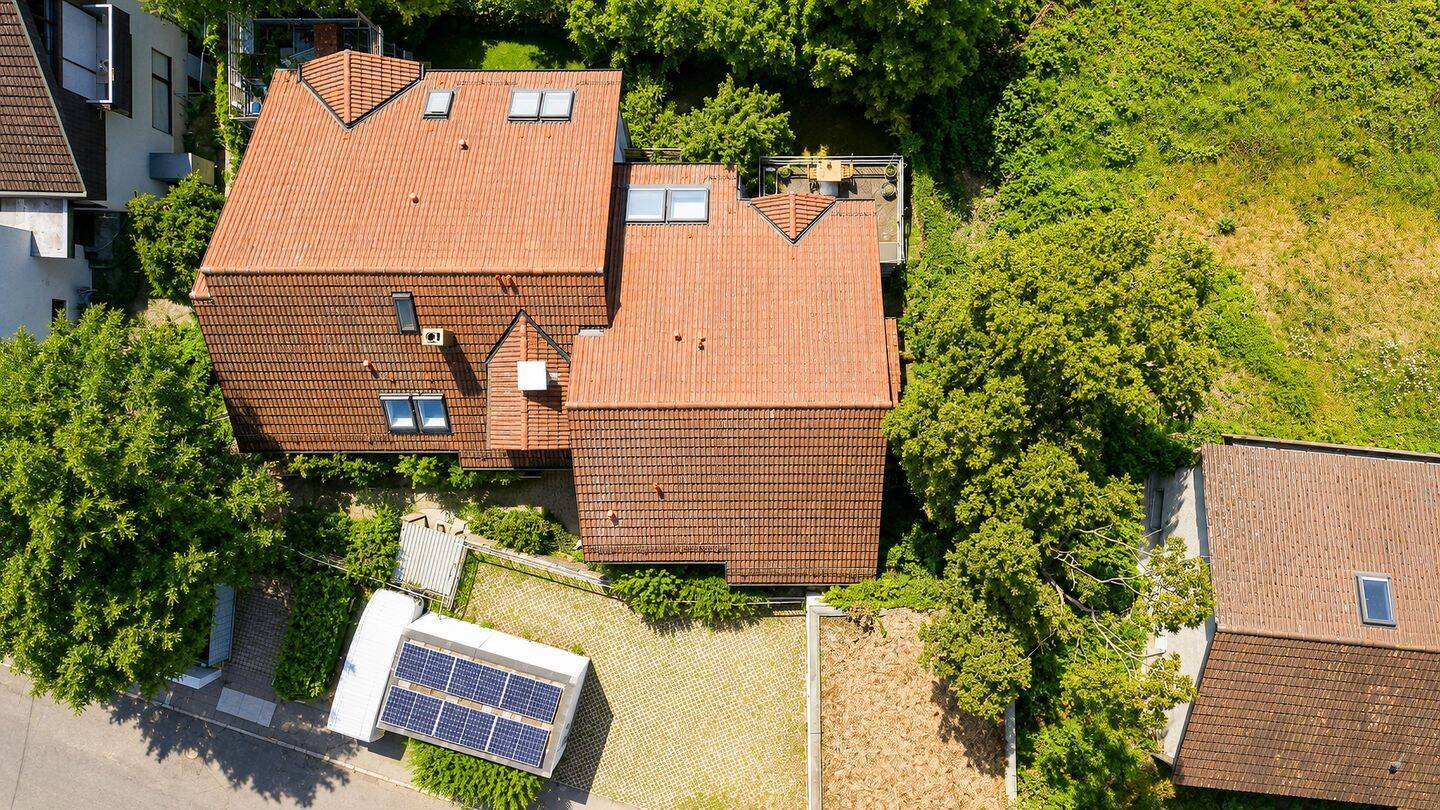 Wohnen mit Garten in besonderer Hanglage – 2,5-Zimmer-Wohnung in Stuttgart-Vaihingen – 70569 Stuttgart – Vorschaubild 2