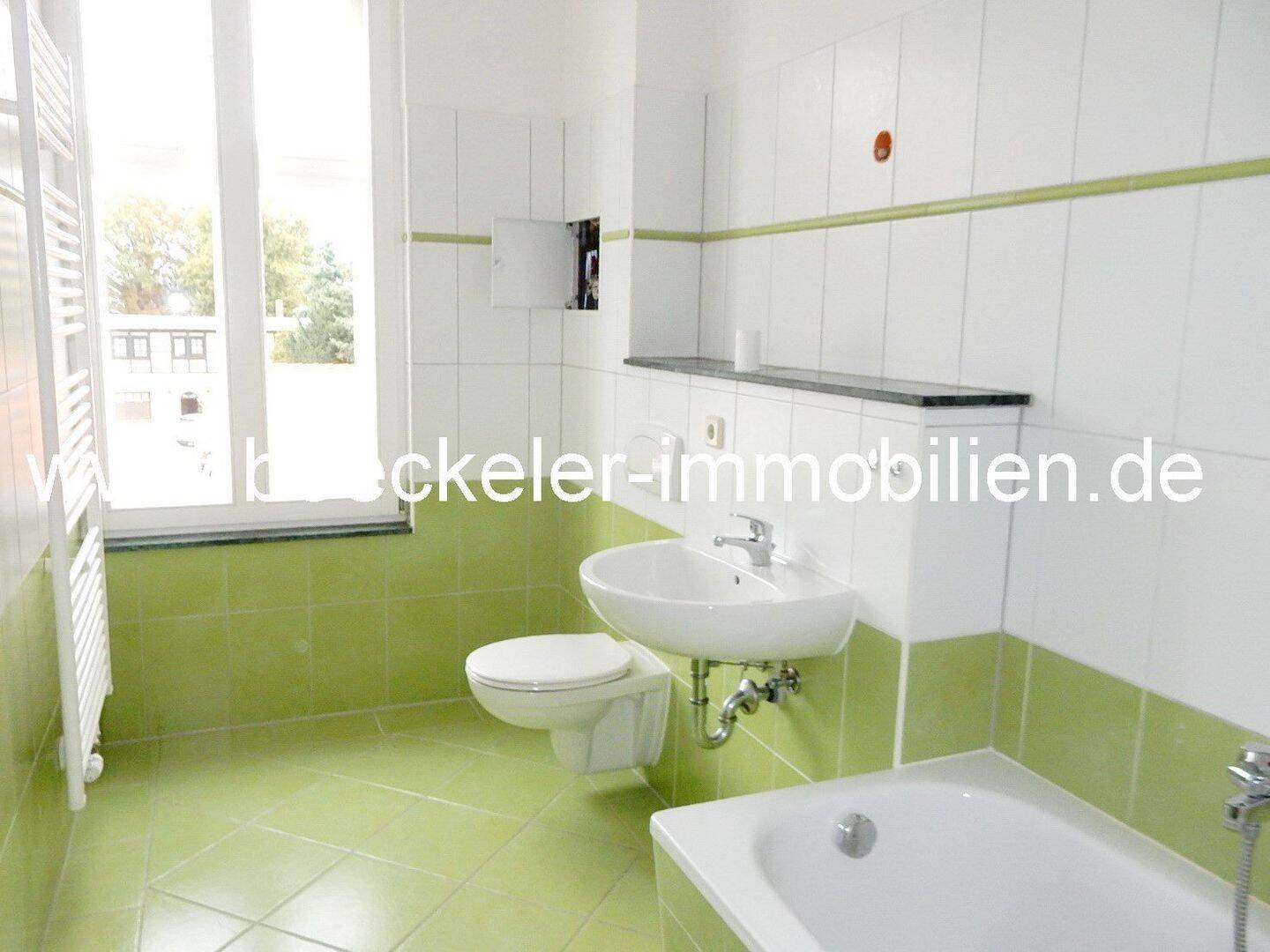 Attraktive 2-Zimmer-Wohnung mit großzügigem Wohngefühl ! – 6618 Naumburg (Saale) – Vorschaubild 2