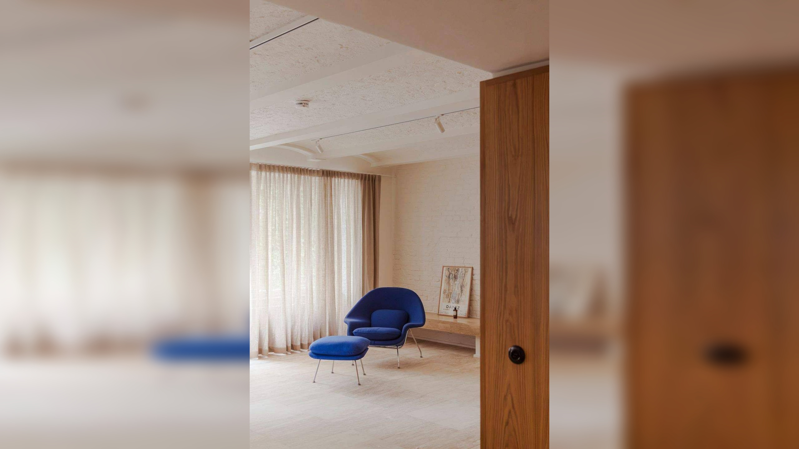 Historisches Fabrikloft mit kuratiertem Interior Design von Modiste Studio – 10585 Berlin – Vorschaubild 3