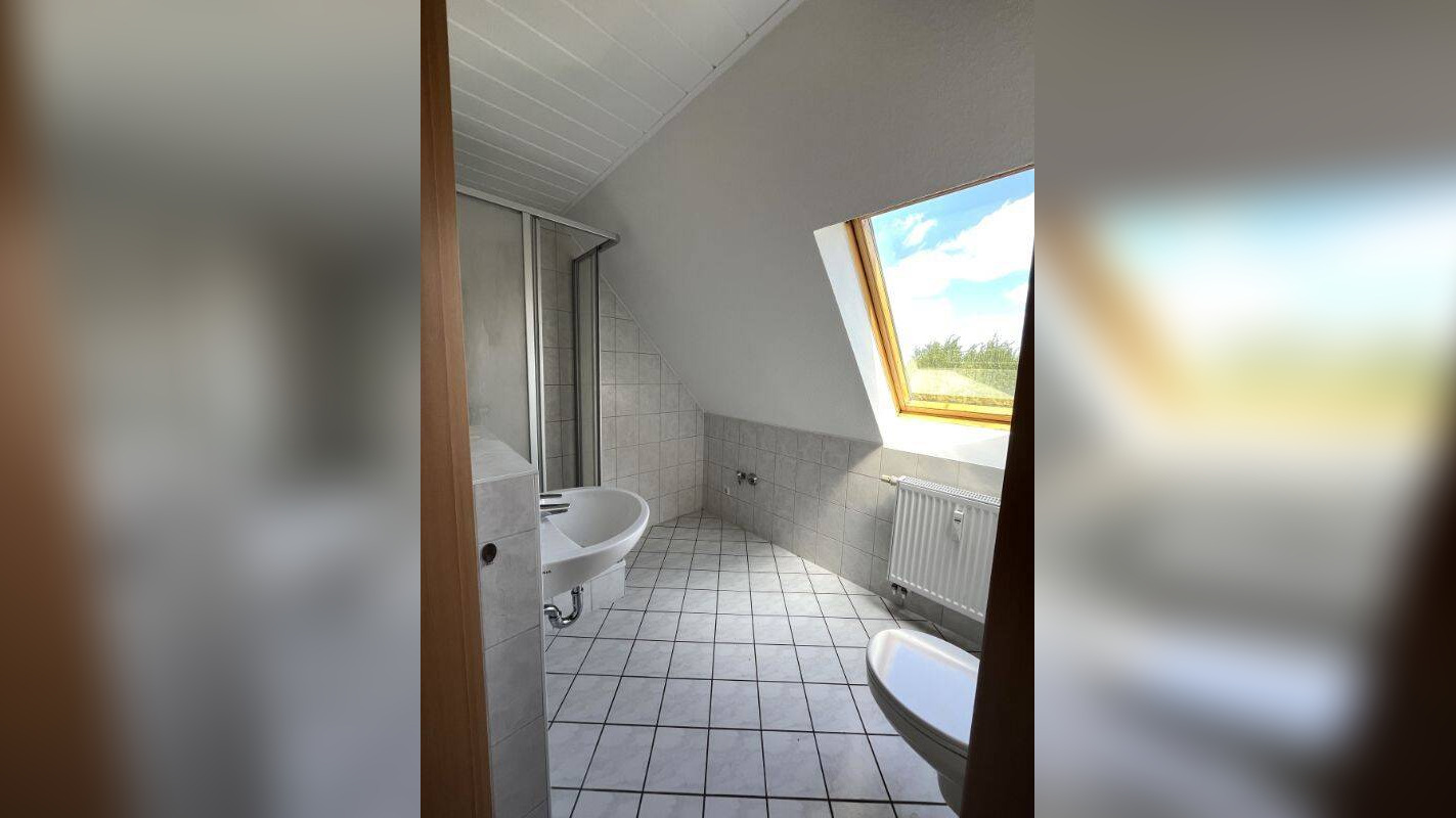 tolle DG-Wohnung mit Balkon – 6449 Aschersleben – Vorschaubild 5