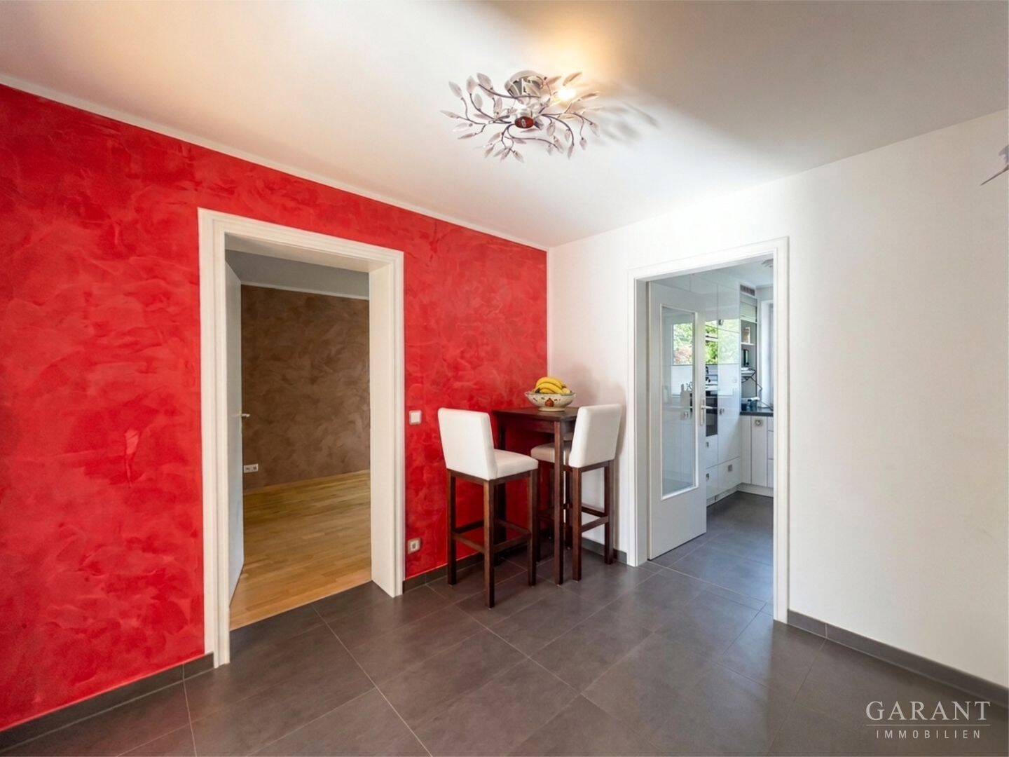 Moderne 3 Zimmer-Wohnung mit zwei Balkonen in München-Perlach – 81737 München – Vorschaubild 4