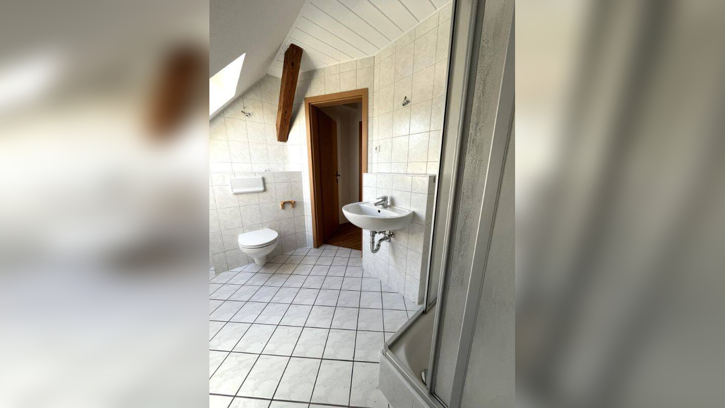 tolle DG-Wohnung mit Balkon – 6449 Aschersleben – Vorschaubild 6