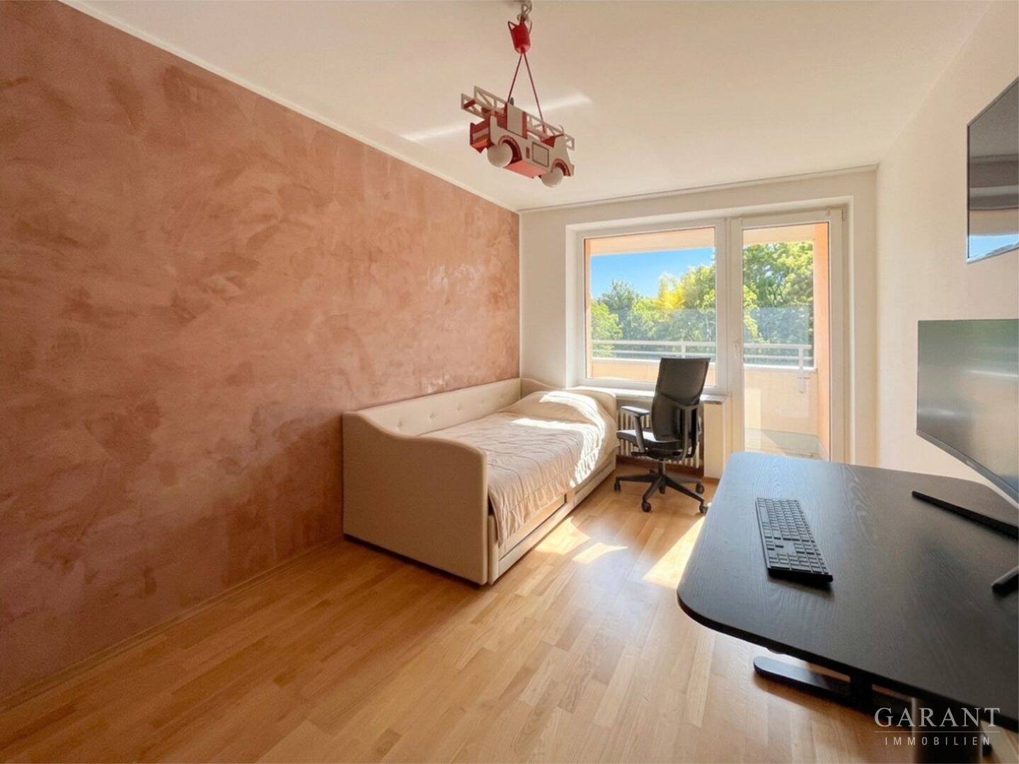 Moderne 3 Zimmer-Wohnung mit zwei Balkonen in München-Perlach – 81737 München – Vorschaubild 6
