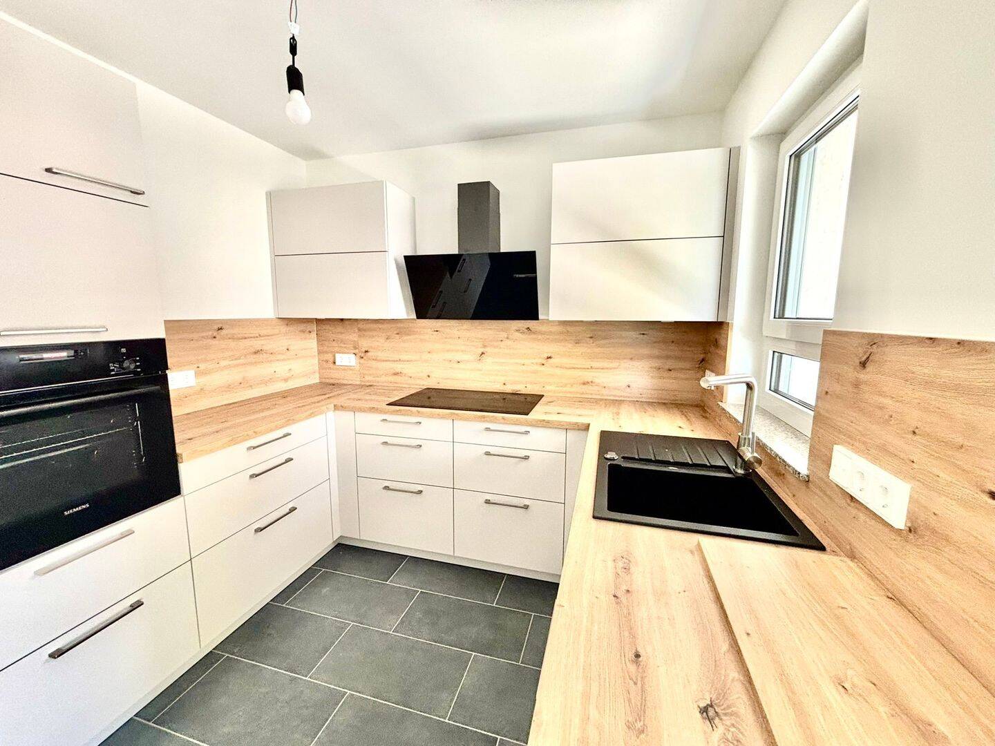 3 Zimmer mit Einbauküche, Tageslichbad, Gäste-WC, Keller und Lift – 65189 Wiesbaden – Vorschaubild 8