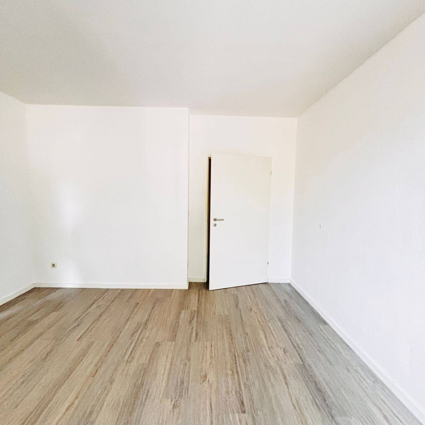 Moderne 2-Zimmer-Wohnung in Halle (Saale) Nähe Lutherplatz – 6110 Halle (Saale) – Vorschaubild 4