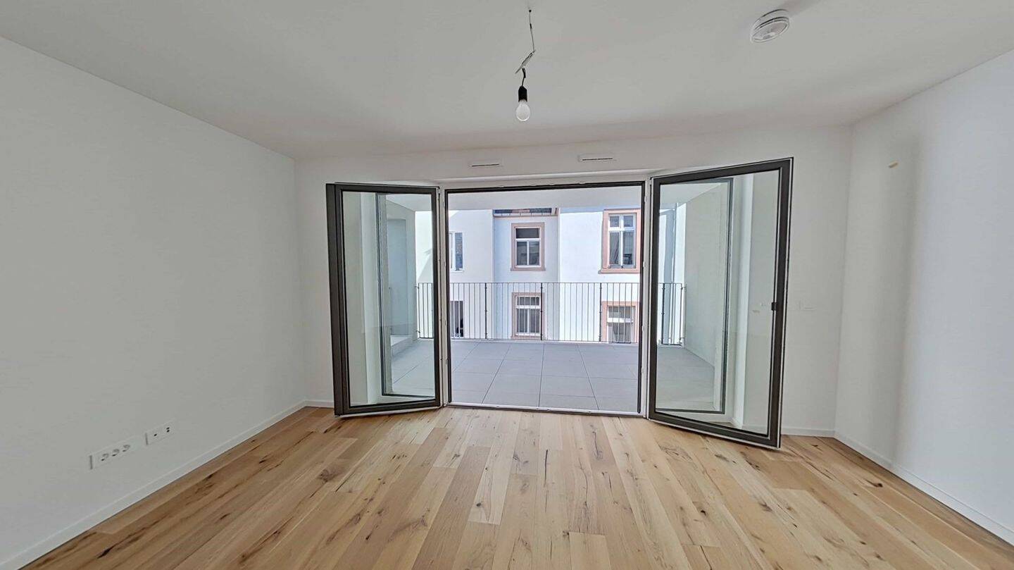 Eine Einzimmerwohnung mit zwölf Quadratmetern Loggia – 60327 Frankfurt am Main – Vorschaubild 7