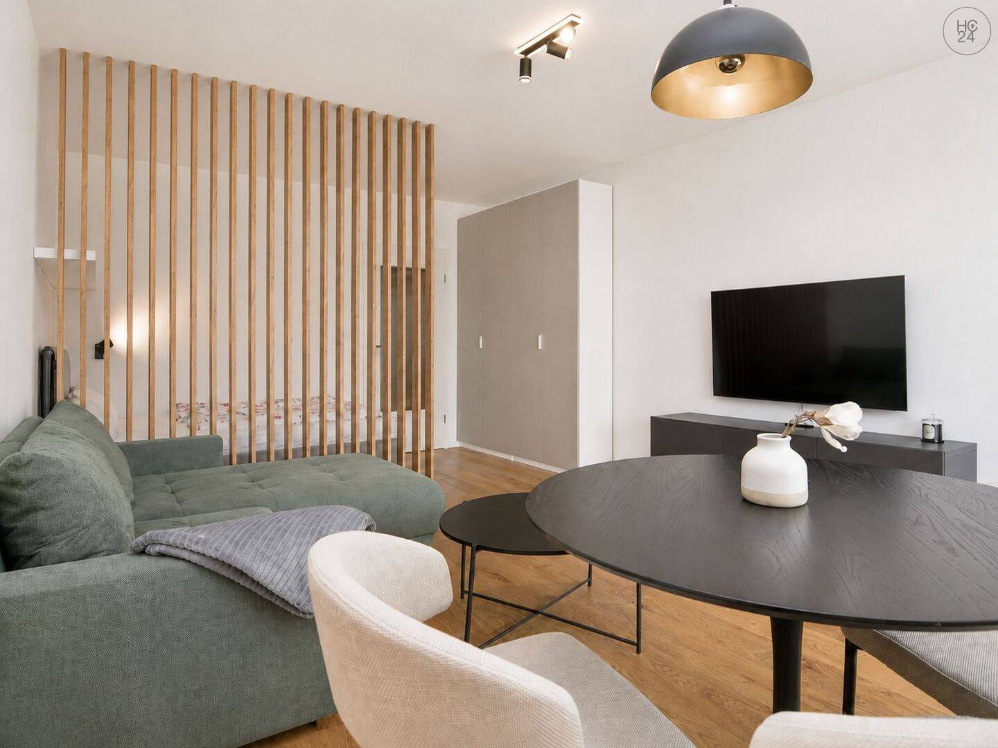 Erstbezug: Stylishe möblierte 1-Zimmer Wohnung mit Balkon und Internet in Wiesbaden – 65187 Wiesbaden – Vorschaubild 8