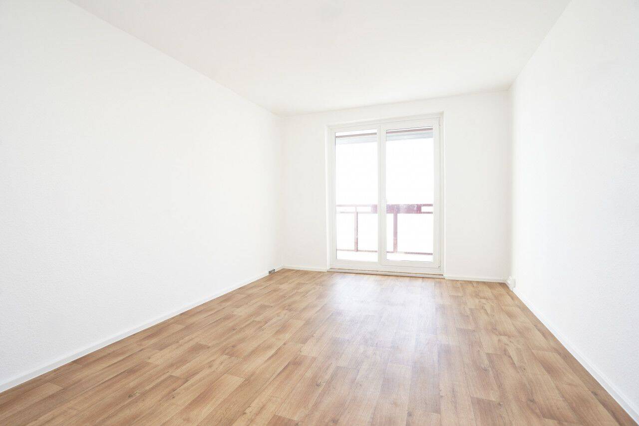 EBK / 2 Balkone / 2 Bäder / Aufzug – 9130 Chemnitz – Vorschaubild 7