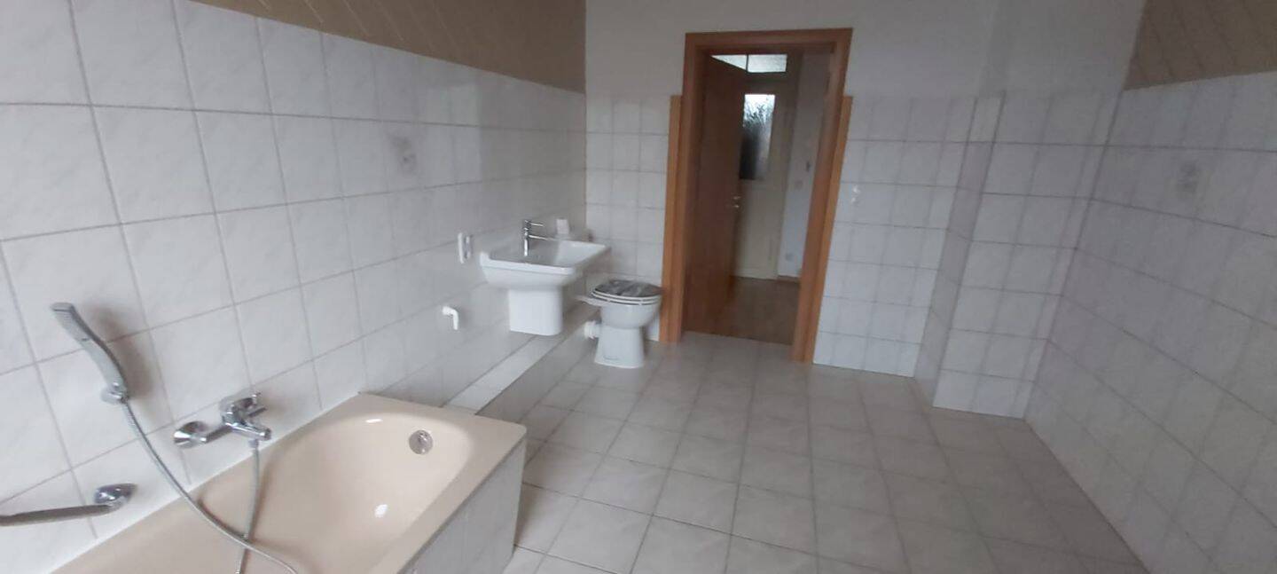 TOP! 2-Zi.-Wohnung in Leisnig – Garten, Wohnküche – 4703 Leisnig – Vorschaubild 3