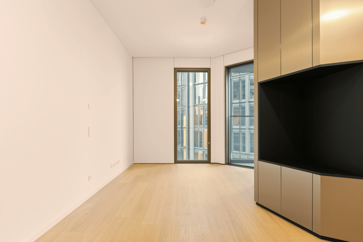 Modernes City-Loft im FOUR Frankfurt mit Blick auf die Alte Oper – 60315 Frankfurt am Main – Vorschaubild 6