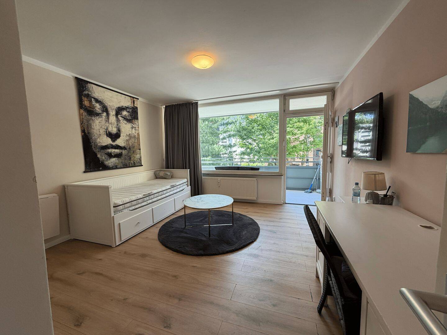 MODERNES CITY-STUDIO IN CHARLOTTENBURG – RUHIGE HOFLAGE, WEST-BALKON & SICHERE TIEFGARAGE (OPT.)! – 10627 Berlin – Vorschaubild 2