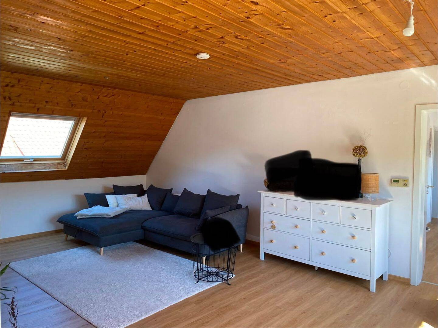 Wohnen unter der Burg Landeck: Modernisierte 107 m² DG-Wohnung mit Panorama-Dachterrasse – 76889 Klingenmünster – Vorschaubild 4