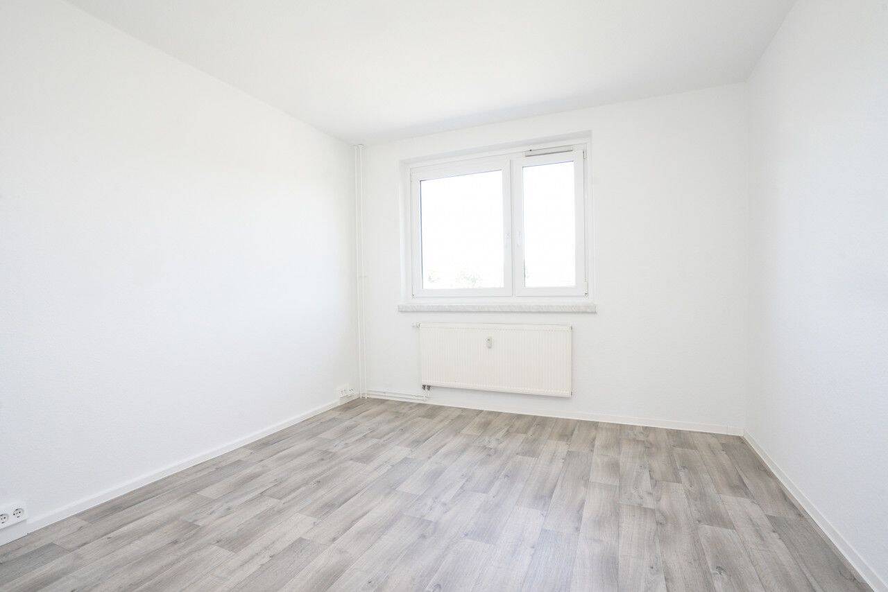 Aufzug / Großer Balkon / Modernes Bad – 9130 Chemnitz – Vorschaubild 8