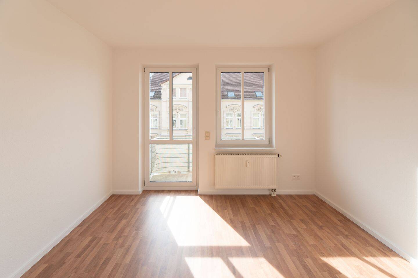 Mit Einbauküche und Balkon in Uninähe – 39106 Magdeburg – Vorschaubild 6