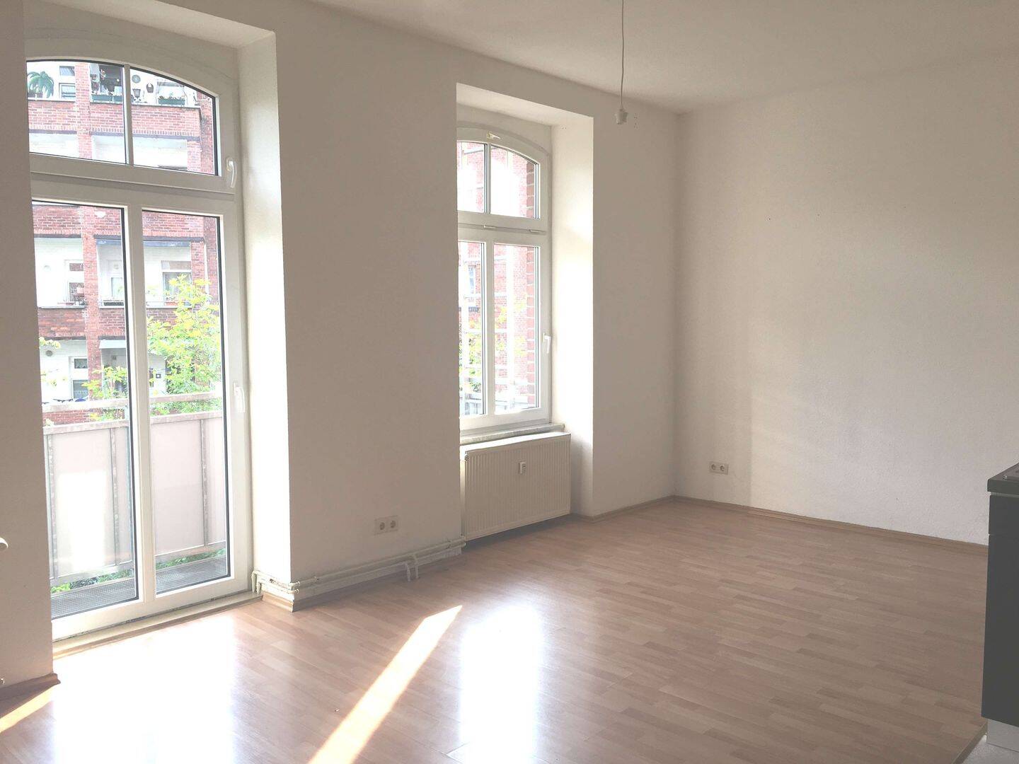 schöne Wohnung mit Balkon hofseitig nahe der UNI – 99085 Erfurt – Vorschaubild 3