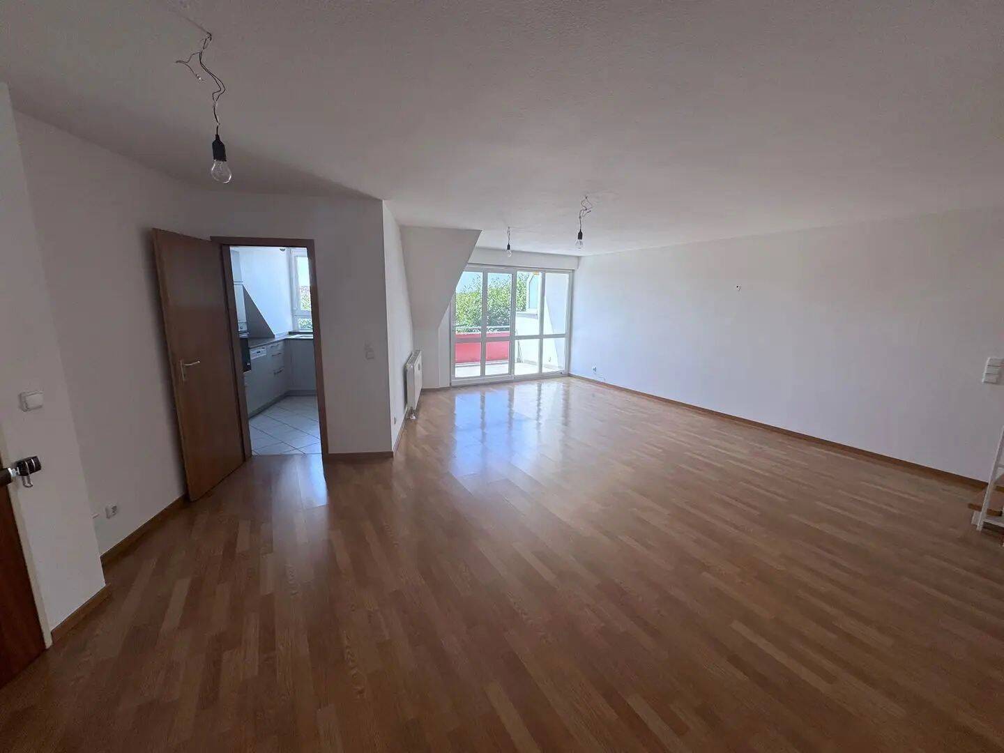 4 Zimmer Maisonette-Wohnung in Nidderau-Heldenbergen – 61130 Nidderau – Vorschaubild 2