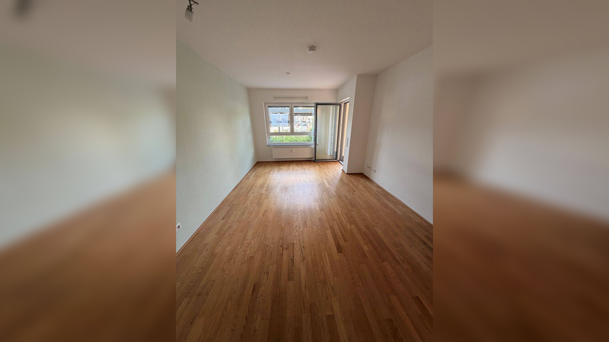 NEUWERTIGE, BARRIEREFREIE SENIORENWOHNUNG – 61449 Steinbach (Taunus) – Vorschaubild 2