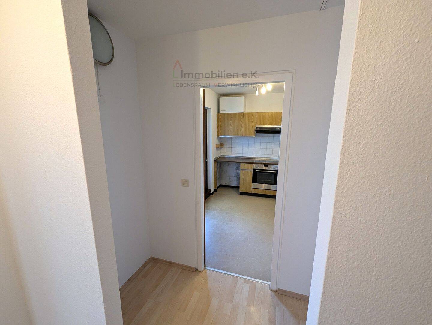 Schöne helle 2-Zimmer Wohnung im herzen von Neugereut – 70378 Stuttgart – Vorschaubild 4