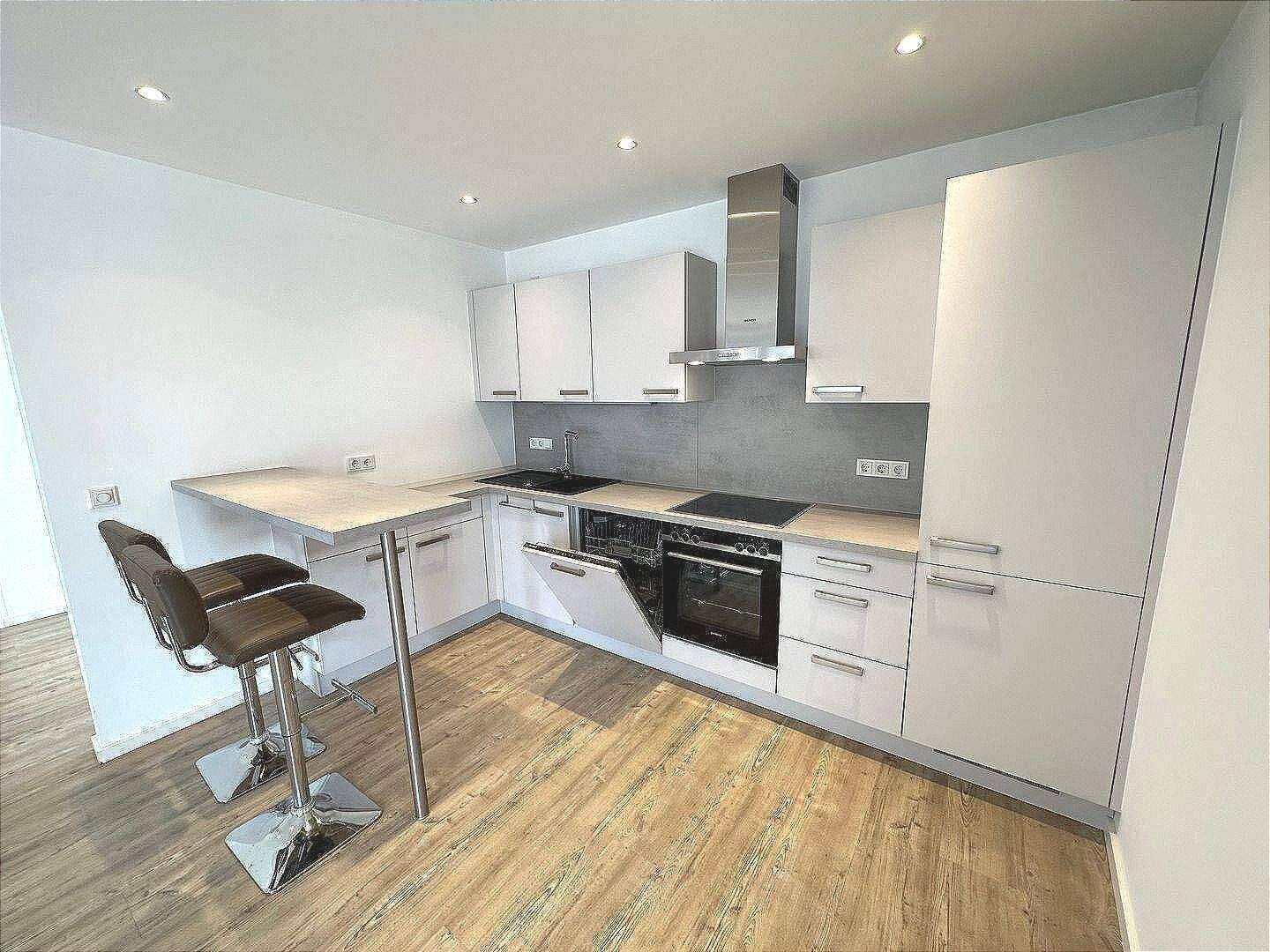 Trier-Zentrum-Viehmarkt / 2 Zimmer-Wohnung / Einbauküche / Fußbodenheizung / Balkon / Aufzug / Fitnessstudio – 54290 Trier – Vorschaubild 8